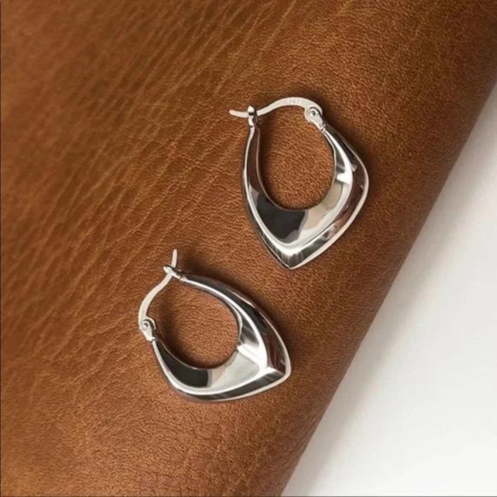 925 STERLING SILVER IRREGULAR HOOP EARRINGS, NICE EARRINGS, CUTE EARRINGS - Picture 2 of 5
